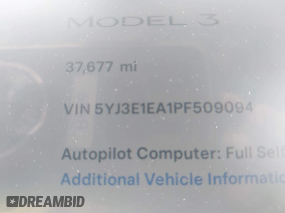2023 Tesla Model 3 z VIN 5YJ3E1EA1PF509094, wystawiony jako IAAI lot #41843497 z przebiegiem 37 677 mil mil oraz . Historia ofert i sprzedaży dostępna na DreamBid. Obrazek 9.