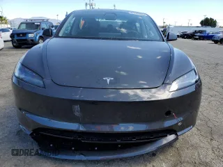 2025 Tesla Model 3 Long Range с VIN 5YJ3E1EBXSF939496, выставлен на аукционе Copart как лот 47140905 с пробегом 641 миль миль и Списание • Salvage title. История ставок и продаж доступна на DreamBid. Изображение 5.