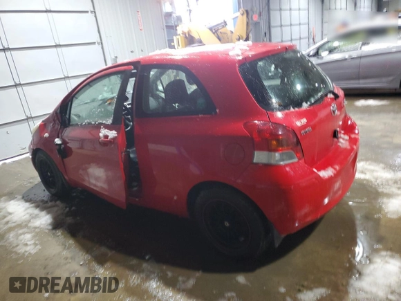 2010 Toyota Yaris z VIN JTDJT4K35A5280531, wystawiony jako Copart lot #47061135 z przebiegiem 151 744 mil mil oraz Szkoda całkowita • Salvage title. Historia ofert i sprzedaży dostępna na DreamBid. Obrazek 2.