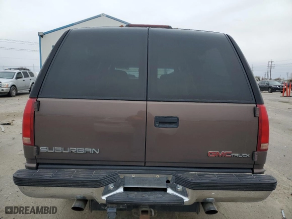 1997 GMC Suburban with VIN 3GKGK26J0VG513194, listed as a Copart auction lot 45054235 with NaN miles and Salvage Title. Bid and sale history available at carsss.com. Image 6.