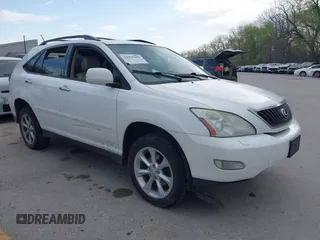 2008 Lexus RX 350 z VIN 2T2HK31UX8C092733, wystawiony jako IAAI lot #41991985 z przebiegiem 279 750 mil mil oraz . Historia ofert i sprzedaży dostępna na DreamBid. Obrazek 1.