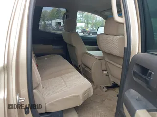 2010 Toyota Tundra 4WD Truck with VIN 5TFUM5F11AX009656, listed as a IAAI auction lot 41966776 with 156,219 mi miles. Bid and sale history available at carsss.com. Image 8.