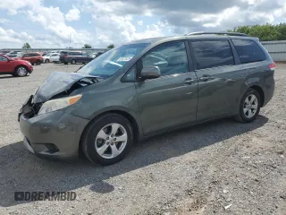 2013 Toyota Sienna LE AAS с VIN 5TDKK3DC8DS320288, выставлен на аукционе Copart как лот 63427825 с пробегом 202 226 миль миль и Списание • Salvage title. История ставок и продаж доступна на DreamBid. Изображение 1.