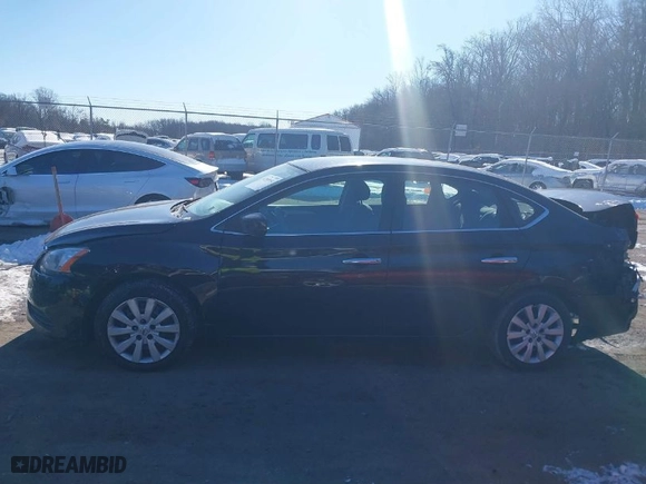 2014 Nissan Sentra SV with VIN 3N1AB7AP1EL658555, listed as a IAAI auction lot 41288954 with 195,203 mi miles. Bid and sale history available at carsss.com. Image 14.