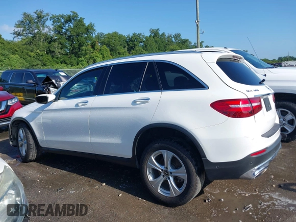 2018 Mercedes-Benz GLC 300 z VIN WDC0G4JB0JV101329, wystawiony jako IAAI lot #42671745 z przebiegiem 156 615 mil mil oraz . Historia ofert i sprzedaży dostępna na DreamBid. Obrazek 14.