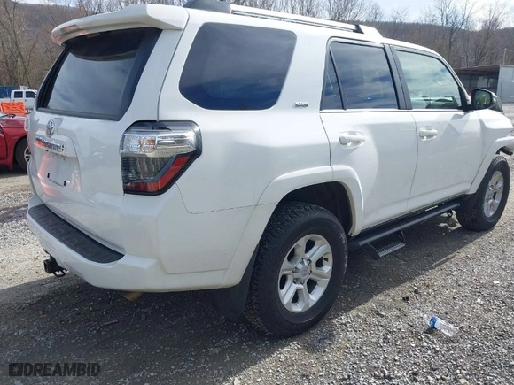2024 Toyota 4Runner SR5 Premium with VIN JTENU5JR7R6245422, listed as a IAAI auction lot 41863652 with 12,991 mi miles. Bid and sale history available at carsss.com. Image 4.