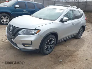 2017 Nissan Rogue SL with VIN 5N1AT2MV8HC770837, listed as a IAAI auction lot 41854052 with 71,537 mi miles. Bid and sale history available at carsss.com. Image 2.