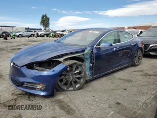 2020 Tesla Model S Long Range with VIN 5YJSA1E20LF415038, listed as a Copart auction lot 48950225 with 61,946 mi miles and Salvage title. Bid and sale history available at DreamBid. Image 1.