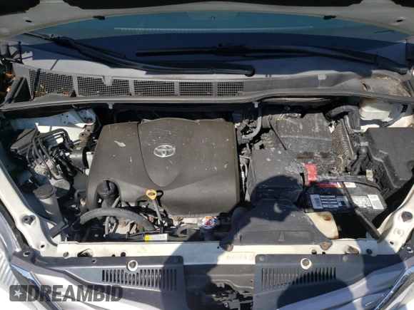 2017 Toyota Sienna XLE Auto Access Seat with VIN 5TDYZ3DC8HS771474, listed as a Copart auction lot 50777155 with 108,524 mi miles and Salvage Title. Bid and sale history available at carsss.com. Image 12.