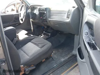 2004 Ford Ranger Edge with VIN 1FTYR14E94PA86121, listed as a IAAI auction lot 42109648 with 187,101 mi miles. Bid and sale history available at carsss.com. Image 5.