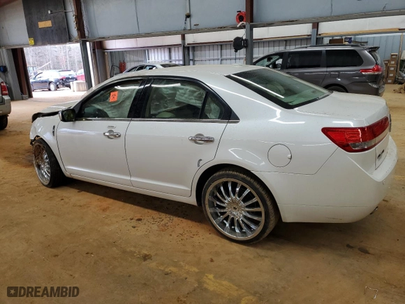 2011 Lincoln MKZ with VIN 3LNHL2GC1BR767344, listed as a Copart auction lot 43369785 with 0 mi miles and Salvage Title. Bid and sale history available at carsss.com. Image 2.