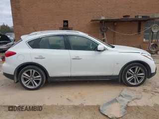 2015 Infiniti QX50 Journey with VIN JN1BJ0HP1FM730740, listed as a IAAI auction lot 41472903 with 129,300 mi miles. Bid and sale history available at carsss.com. Image 13.