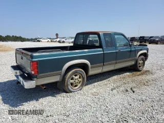 1995 Dodge Dakota with VIN 1B7GL23Y9SS177365, listed as a Copart auction lot 68956734 with 210,499 mi miles and Salvage Title. Bid and sale history available at carsss.com. Image 3.