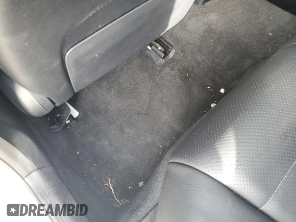 2019 Mercedes-Benz C 300 with VIN 55SWF8DB9KU289367, listed as a Copart auction lot 56539955 with 72,235 mi miles and Salvage title. Bid and sale history available at DreamBid. Image 8.