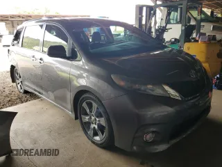 2015 Toyota Sienna SE с VIN 5TDXK3DC4FS686547, выставлен на аукционе Copart как лот 53255625 с пробегом 76 285 миль миль и Списание • Salvage title. История ставок и продаж доступна на DreamBid. Изображение 4.