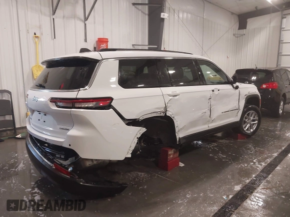 2023 Jeep Grand Cherokee Altitude with VIN 1C4RJKAGXP8842626, listed as a IAAI auction lot 41656013 with 41,085 mi miles and . Bid and sale history available at DreamBid. Image 4.