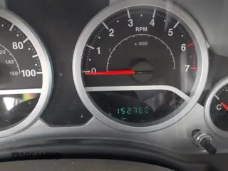 2008 Jeep Wrangler Unlimited Sahara with VIN 1J8GA59128L542384, listed as a IAAI auction lot 42184176 with 152,768 mi miles and . Bid and sale history available at DreamBid. Image 7.