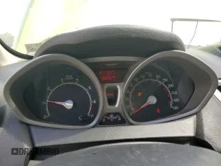 2012 Ford Fiesta SE z VIN 3FADP4EJ0CM182022, wystawiony jako Copart lot #54709245 z przebiegiem 136 266 mil mil oraz Tytuł czysty. Historia ofert i sprzedaży dostępna na DreamBid. Obrazek 9.