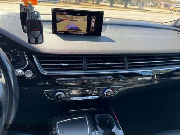 2019 Audi Q7 Prestige with VIN WA1VAAF72KD007695, listed as a Copart auction lot 52756465 with 142,760 mi miles and Clean Title. Bid and sale history available at carsss.com. Image 10.