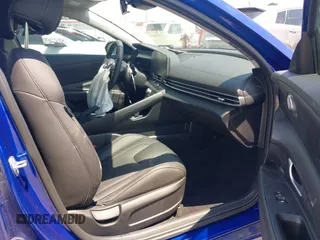 2024 Hyundai Elantra SEL with VIN KMHLM4DG8RU770920, listed as a IAAI auction lot 42191038 with 5,818 mi miles and . Bid and sale history available at DreamBid. Image 5.