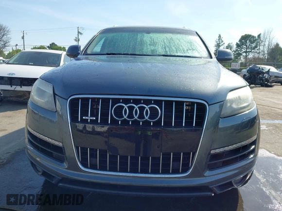 2013 Audi Q7 Premium Plus z VIN WA1LGBFE9DD003737, wystawiony jako IAAI lot #41888710 z przebiegiem 149 802 mil mil oraz . Historia ofert i sprzedaży dostępna na DreamBid. Obrazek 12.
