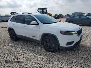 2019 Jeep Cherokee Altitude with VIN 1C4PJLLB1KD338738, listed as a Copart auction lot 55135965 with 72,709 mi miles and Clean title. Bid and sale history available at DreamBid. Image 4.