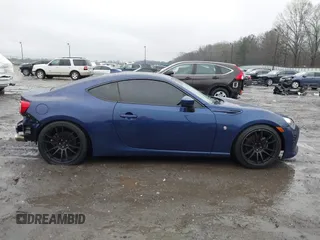 2017 Toyota 86 with VIN JF1ZNAA12H9703408, listed as a IAAI auction lot 41311374 with 90,661 mi miles. Bid and sale history available at carsss.com. Image 13.
