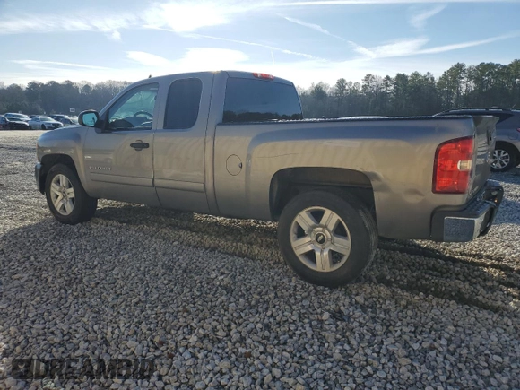 2007 Chevrolet Silverado 1500 LT w/1LT with VIN 2GCEC19J771620258, listed as a Copart auction lot 42622805 with 275,948 mi miles and Salvage Title. Bid and sale history available at carsss.com. Image 2.