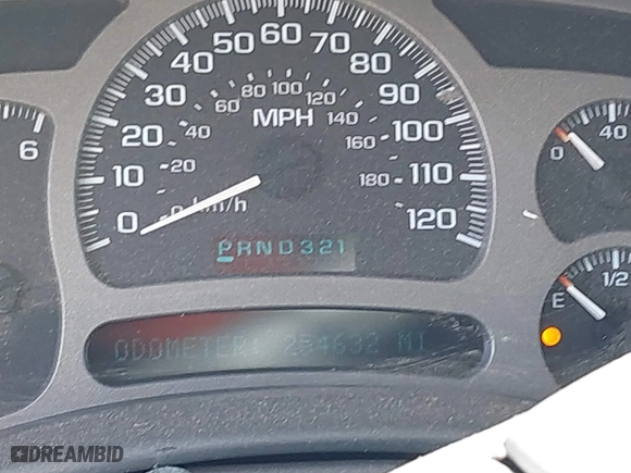 2004 GMC Yukon Denali with VIN 1GKEK63U54J308934, listed as a IAAI auction lot 42124676 with 254,362 mi miles. Bid and sale history available at carsss.com. Image 7.