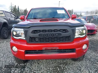 2010 Toyota Tacoma with VIN 5TEMU4FN7AZ693201, listed as a IAAI auction lot 41518269 with 173,312 mi miles and . Bid and sale history available at DreamBid. Image 12.