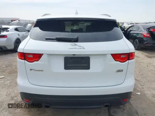 2018 Jaguar F-Pace 25t Premium z VIN SADCJ2FX6JA271204, wystawiony jako IAAI lot #41741347 z przebiegiem 80 806 mil mil oraz . Historia ofert i sprzedaży dostępna na DreamBid. Obrazek 17.