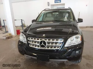 2011 Mercedes-Benz M-Class ML 350 with VIN 4JGBB8GB1BA649341, listed as a IAAI auction lot 41663724 with 197,042 mi miles. Bid and sale history available at carsss.com. Image 12.