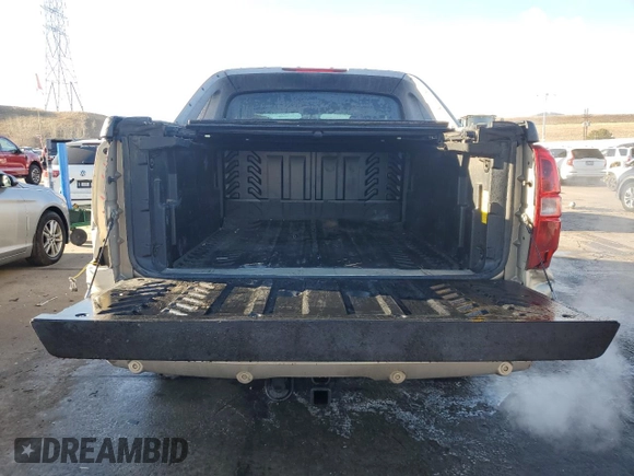 2008 Chevrolet Avalanche LT w/3LT with VIN 3GNFK123X8G172777, listed as a Copart auction lot 87020894 with 204,825 mi miles and Salvage Title. Bid and sale history available at carsss.com. Image 6.
