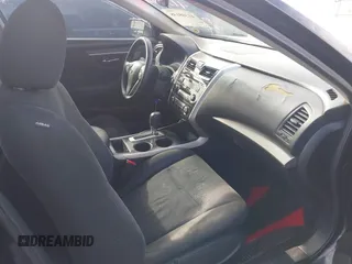 2015 Nissan Altima S with VIN 1N4AL3AP6FN302032, listed as a IAAI auction lot 41308138 with 175,794 mi miles and . Bid and sale history available at DreamBid. Image 5.