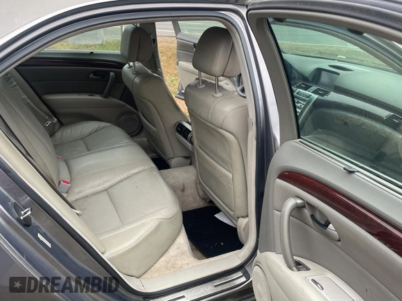 2008 Acura RL with VIN JH4KB16538C002216, listed as a Copart auction lot 85506324 with 254,904 mi miles and Clean Title. Bid and sale history available at DreamBid. Image 6.