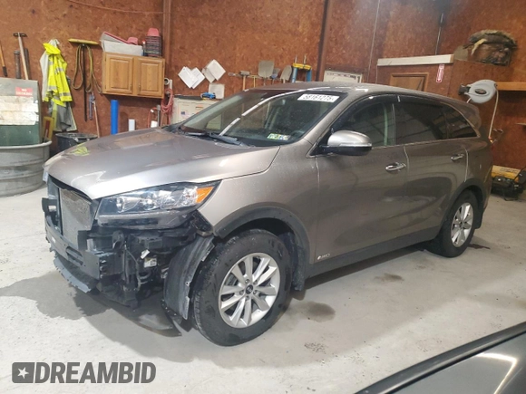 2019 Kia Sorento LX z VIN 5XYPGDA58KG487702, wystawiony jako Copart lot #58161275 z przebiegiem 91 928 mil mil oraz Szkoda całkowita • Salvage title. Historia ofert i sprzedaży dostępna na DreamBid. Obrazek 1.