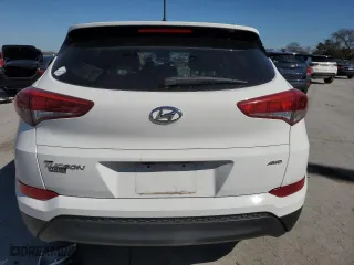 2017 Hyundai Tucson SE with VIN KM8J3CA48HU323534, listed as a Copart auction lot 49580295 with 44,507 mi miles and Salvage Title. Bid and sale history available at carsss.com. Image 6.