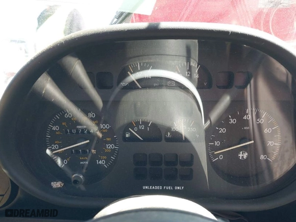 1989 Alfa Romeo Spider Graduate with VIN ZARBA5641K1063527, listed as a IAAI auction lot 41884427 with 107,243 mi miles. Bid and sale history available at carsss.com. Image 7.