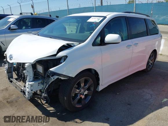 2016 Toyota Sienna SE с VIN 5TDXK3DC0GS702003, выставлен на аукционе IAAI как лот 41957604 с пробегом 41 409 миль миль и . История ставок и продаж доступна на DreamBid. Изображение 18.