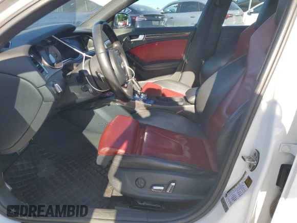 2014 Audi S4 Premium Plus z VIN WAUBGAFL3EA017482, wystawiony jako Copart lot #57911825 z przebiegiem 137 223 mil mil oraz Tytuł czysty. Historia ofert i sprzedaży dostępna na DreamBid. Obrazek 7.