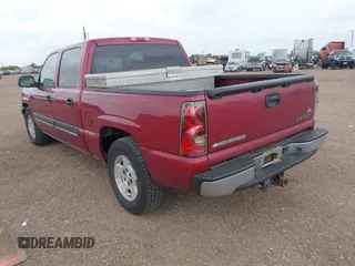 2005 Chevrolet Silverado 1500 LS with VIN 2GCEC13T651184686, listed as a IAAI auction lot 42169598 with 239,054 mi miles and . Bid and sale history available at DreamBid. Image 3.