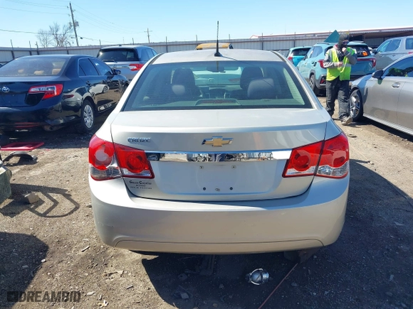 2013 Chevrolet Cruze LS with VIN 1G1PA5SHXD7255286, listed as a IAAI auction lot 41717475 with 115,871 mi miles. Bid and sale history available at carsss.com. Image 16.