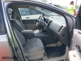 2008 Ford Edge SE with VIN 2FMDK36C48BA67687, listed as a IAAI auction lot 42068301 with 196,987 mi miles. Bid and sale history available at carsss.com. Image 5.