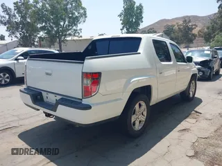 2012 Honda Ridgeline RTL z VIN 5FPYK1F57CB455267, wystawiony jako IAAI lot #42462296 z przebiegiem 186 451 mil mil oraz . Historia ofert i sprzedaży dostępna na DreamBid. Obrazek 4.