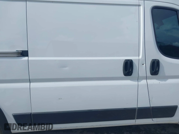 2019 Ram ProMaster Cargo with VIN 3C6TRVCGXKE562904, listed as a IAAI auction lot 41675682 with 217,885 mi miles and . Bid and sale history available at DreamBid. Image 6.