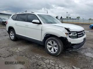 2018 Volkswagen Atlas SE with VIN 1V2KR2CA3JC546563, listed as a Copart auction lot 55458335 with 126,384 mi miles and Salvage title. Bid and sale history available at DreamBid. Image 4.