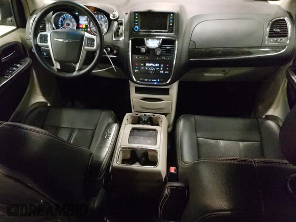 2014 Chrysler Town & Country Touring z VIN 2C4RC1BG3ER294604, wystawiony jako Copart lot #54060855 z przebiegiem Nie podano mil oraz Szkoda całkowita • Salvage title. Historia ofert i sprzedaży dostępna na DreamBid. Obrazek 8.