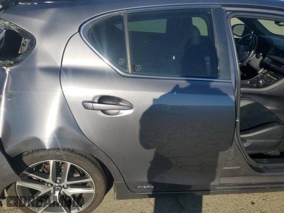 2015 Lexus CT 200h with VIN JTHKD5BH8F2243838, listed as a Copart auction lot 49727745 with 107,813 mi miles and Salvage title. Bid and sale history available at DreamBid. Image 10.