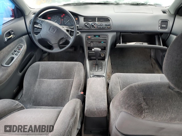 1996 Honda Accord EX with VIN 1HGCD5651TA110900, listed as a Copart auction lot 83578784 with 186,076 mi miles and Salvage Title. Bid and sale history available at DreamBid. Image 8.