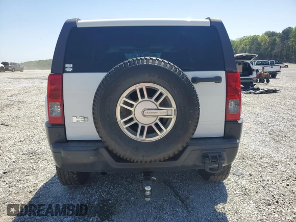 2006 Hummer H3 z VIN 5GTDN136868277975, wystawiony jako Copart lot #53080565 z przebiegiem 199 253 mil mil oraz Szkody całkowita. Historia ofert i sprzedaży dostępna na DreamBid. Obrazek 6.